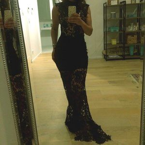 NWOT Stunning long black lace evening dress